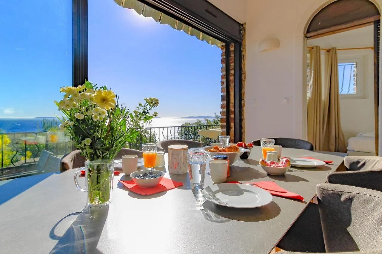 Select'Sohome - Superbe Appartement Classe 4 Etoiles Avec Vue Mer Panoramique ! - Rv180 Le Lavandou
